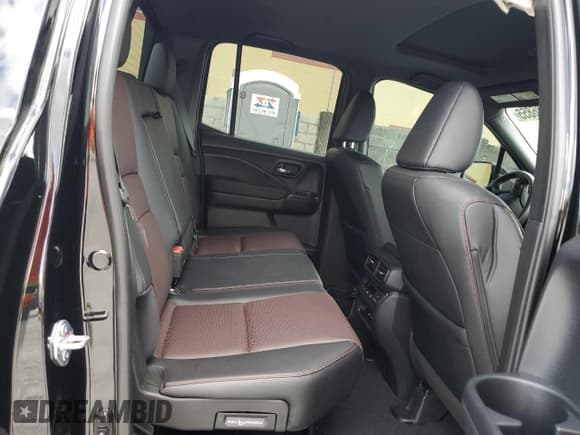 ✅ 2025 Honda Ridgeline Black Edition • VIN: 5FPYK3F8XSB036916 • Lot: 85086855. Wystawiony na Copart z przebiegiem 2 343 mil. Bezpłatny archiwum sprzedaży aukcyjnych z USA i szczegółowy raport historii pojazdu na DreamBid. Zdjęcie 10.