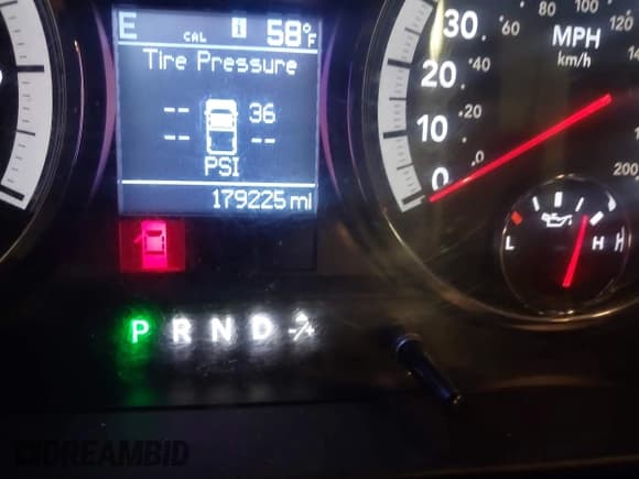 ✅ 2010 Dodge 1500 TRX • VIN: 1D7RV1GT8AS226944 • Lot: 42292091. Wystawiony na IAAI z przebiegiem 179 225 mil. Bezpłatny archiwum sprzedaży aukcyjnych z USA i szczegółowy raport historii pojazdu na DreamBid. Zdjęcie 16.