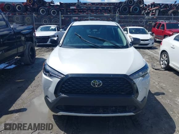 ✅ 2024 Toyota Corolla Cross L • VIN: 7MUAAAAG2RV081361 • Лот: 42971076. Опубликован ранее на IAAI с пробегом 28 980 миль. Бесплатный доступ к архиву аукционных продаж из США и подробный отчёт об истории автомобиля на DreamBid. Изображение 12.