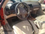 ✅ 2000 Mercedes-Benz SL 500 • VIN: WDBFA68F1YF193740 • Lot: 72018884. Wystawiony na Copart z przebiegiem Nie podano. Bezpłatny archiwum sprzedaży aukcyjnych z USA i szczegółowy raport historii pojazdu na DreamBid. Zdjęcie 8.