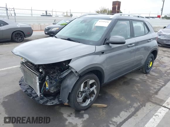 ✅ 2021 Hyundai Venue SEL • VIN: KMHRC8A32MU101718 • Lot: 42249456. Listed on IAAI with 36,800 mi. Free auction sales archive from the USA and detailed vehicle history report at DreamBid. Image 19.