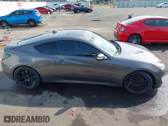 2013 Hyundai Genesis Coupe Track с VIN KMHHU6KJ0DU080216, выставлен на аукционе IAAI как лот 43224548 с пробегом 135 630 миль миль и . История ставок и продаж доступна на DreamBid. Изображение 13.