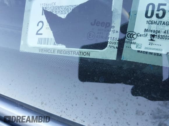 ✅ 2021 Jeep Gladiator Sport S • VIN: 1C6HJTAG3ML524414 • Lot: 43649622. Wystawiony na IAAI z przebiegiem 46 429 mil. Bezpłatny archiwum sprzedaży aukcyjnych z USA i szczegółowy raport historii pojazdu na DreamBid. Zdjęcie 17.