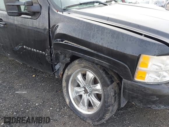 ✅ 2011 Chevrolet Silverado 1500 LT • VIN: 3GCPKSE33BG191046 • Лот: 43849954. Опубликован ранее на IAAI с пробегом 220 466 миль. Бесплатный доступ к архиву аукционных продаж из США и подробный отчёт об истории автомобиля на DreamBid. Изображение 22.