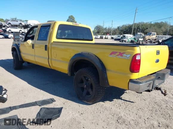 ✅ 2009 Ford F-250 XL • VIN: 1FTSW21579EB07835 • Lot: 43819068. Listed on IAAI with 120,869 mi. Free auction sales archive from the USA and detailed vehicle history report at DreamBid. Image 3.