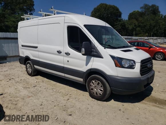 ✅ 2017 Ford Transit • VIN: 1FTYR2CM2HKB53143 • Лот: 85592835. Опубликован ранее на Copart с пробегом 217 822 миль. Бесплатный доступ к архиву аукционных продаж из США и подробный отчёт об истории автомобиля на DreamBid. Изображение 4.