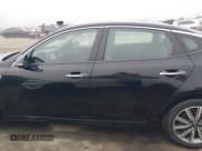 ✅ 2019 Kia Optima EX • VIN: 5XXGU4L18KG373867 • Lot: 43620148. Wystawiony na IAAI z przebiegiem 68 425 mil. Bezpłatny archiwum sprzedaży aukcyjnych z USA i szczegółowy raport historii pojazdu na DreamBid. Zdjęcie 15.