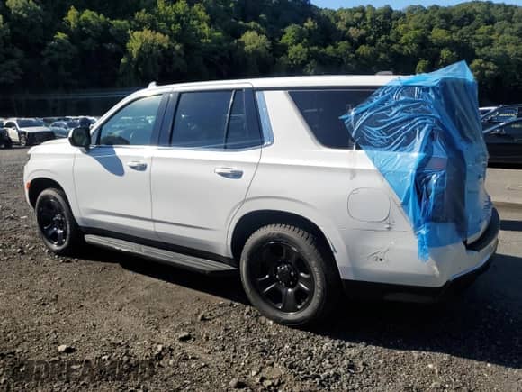 2023 Chevrolet Tahoe Commercial z VIN 1GNSKLED9PR436472, wystawiony jako Copart lot #80133015 z przebiegiem 20 741 mil mil oraz Szkoda całkowita • Salvage title. Historia ofert i sprzedaży dostępna na DreamBid. Obrazek 2.