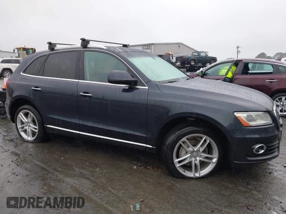 ✅ 2017 Audi Q5 Premium • VIN: WA1C2AFP4HA088651 • Lot: 43552445. Listed on IAAI with Not provided. Free auction sales archive from the USA and detailed vehicle history report at DreamBid. Image 12.