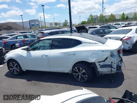 ✅ 2017 Nissan Maxima S • VIN: 1N4AA6AP8HC376994 • Lot: 42246508. Listed on IAAI with 80,770 mi. Free auction sales archive from the USA and detailed vehicle history report at DreamBid. Image 15.