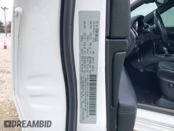 ✅ 2020 Jeep Grand Cherokee Limited X • VIN: 1C4RJFBG2LC242101 • Лот: 42129240. Опубликован ранее на IAAI с пробегом 60 479 миль. Бесплатный доступ к архиву аукционных продаж из США и подробный отчёт об истории автомобиля на DreamBid. Изображение 9.