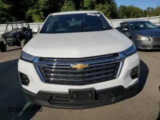 ✅ 2023 Chevrolet Traverse LT Cloth • VIN: 1GNEVGKW9PJ170564 • Lot: 69576424. Wystawiony na Copart z przebiegiem 9 963 mil. Bezpłatny archiwum sprzedaży aukcyjnych z USA i szczegółowy raport historii pojazdu na DreamBid. Zdjęcie 5.