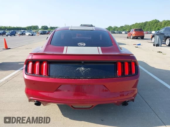 ✅ 2017 Ford Mustang V6 • VIN: 1FA6P8AMXH5226346 • Лот: 42400457. Опубликован ранее на IAAI с пробегом 147 953 миль. Бесплатный доступ к архиву аукционных продаж из США и подробный отчёт об истории автомобиля на DreamBid. Изображение 16.