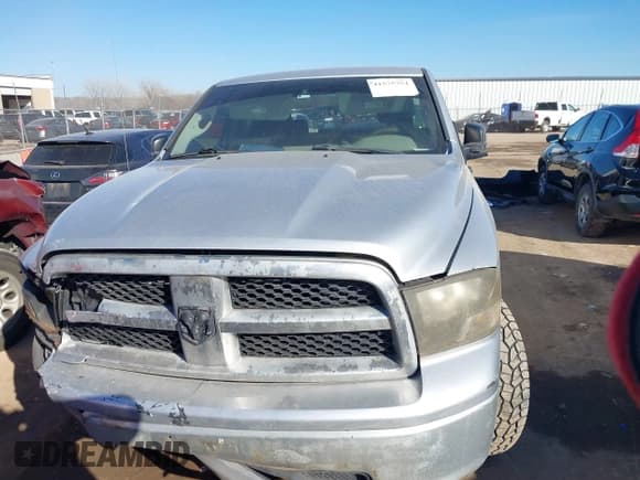 ✅ 2009 Dodge 1500 Laramie • VIN: 1D3HB18T39S709595 • Lot: 41575754. Wystawiony na IAAI z przebiegiem 184 790 mil. Bezpłatny archiwum sprzedaży aukcyjnych z USA i szczegółowy raport historii pojazdu na DreamBid. Zdjęcie 13.