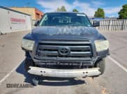 ✅ 2011 Toyota Tundra • VIN: 5TFUW5F13BX194532 • Лот: 80397835. Опубликован ранее на Copart с пробегом 270 882 миль. Бесплатный доступ к архиву аукционных продаж из США и подробный отчёт об истории автомобиля на DreamBid. Изображение 5.