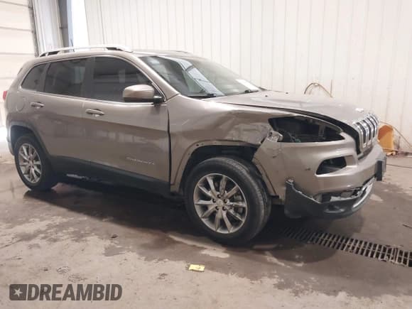 ✅ 2018 Jeep Cherokee Limited • VIN: 1C4PJMDB6JD613166 • Lot: 43260618. Wystawiony na IAAI z przebiegiem 92 627 mil. Bezpłatny archiwum sprzedaży aukcyjnych z USA i szczegółowy raport historii pojazdu na DreamBid. Zdjęcie 1.