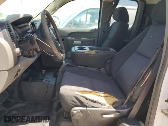 ✅ 2013 Chevrolet Silverado 2500HD Work Truck • VIN: 1GC2KVCG3DZ357313 • Lot: 57144195. Wystawiony na Copart z przebiegiem 293 896 mil. Bezpłatny archiwum sprzedaży aukcyjnych z USA i szczegółowy raport historii pojazdu na DreamBid. Zdjęcie 7.