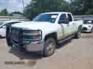 2017 Chevrolet Silverado 2500HD Work Truck z VIN 1GC2KUEG5HZ310393, wystawiony jako IAAI lot #42609076 z przebiegiem 108 885 mil mil oraz . Historia ofert i sprzedaży dostępna na DreamBid. Obrazek 17.