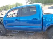 ✅ 2017 Toyota Tacoma SR5 • VIN: 5TFCZ5AN4HX065947 • Lot: 42017419. Listed on IAAI with Not provided. Free auction sales archive from the USA and detailed vehicle history report at DreamBid. Image 15.