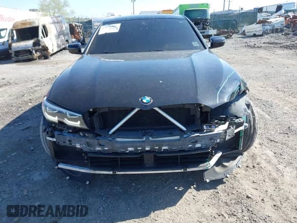 2020 BMW 3 Series 330i xDrive z VIN WBA5R7C01LFH48872, wystawiony jako IAAI lot #42136088 z przebiegiem Nie podano mil oraz . Historia ofert i sprzedaży dostępna na DreamBid. Obrazek 11.
