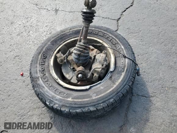 2001 Chevrolet Suburban LT с VIN 3GNFK16T21G107194, выставлен на аукционе Copart как лот 68445204 с пробегом 182 682 миль миль и Списание • Salvage title. История ставок и продаж доступна на DreamBid. Изображение 15.