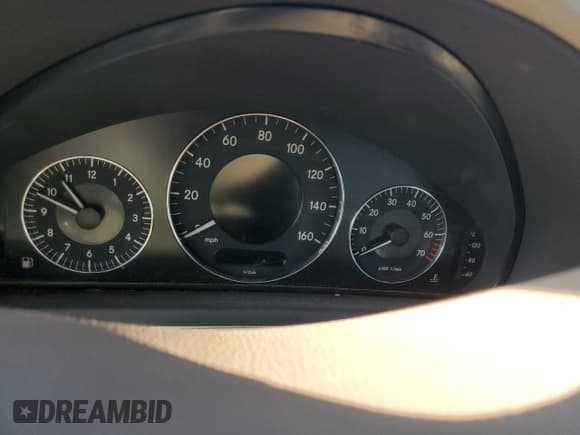 ✅ 2008 Mercedes-Benz CLK 350 • VIN: WDBTK56F08T091876 • Lot: 69999874. Listed on Copart with Not provided. Free auction sales archive from the USA and detailed vehicle history report at DreamBid. Image 9.