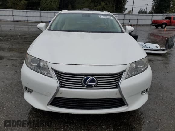 ✅ 2014 Lexus ES 300h • VIN: JTHBW1GG5E2040021 • Lot: 82786975. Listed on Copart with 142,905 mi. Free auction sales archive from the USA and detailed vehicle history report at DreamBid. Image 5.