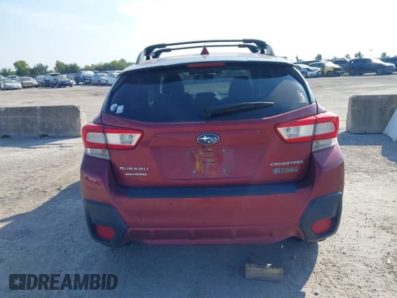 ✅ 2019 Subaru Crosstrek Limited • VIN: JF2GTANC4KH266030 • Lot: 42999357. Listed on IAAI with 141,583 mi. Free auction sales archive from the USA and detailed vehicle history report at DreamBid. Image 16.