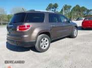 ✅ 2010 Saturn Outlook • VIN: 5GZLRUED3AJ200225 • Lot: 42038210. Wystawiony na IAAI z przebiegiem 174 469 mil. Bezpłatny archiwum sprzedaży aukcyjnych z USA i szczegółowy raport historii pojazdu na DreamBid. Zdjęcie 4.