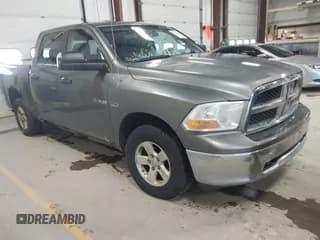 ✅ 2010 Dodge 1500 SLT • VIN: 1D7RV1CT0AS200098 • Lot: 41813191. Wystawiony na IAAI z przebiegiem 186 674 mil. Bezpłatny archiwum sprzedaży aukcyjnych z USA i szczegółowy raport historii pojazdu na DreamBid. Zdjęcie 1.
