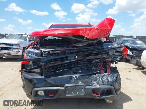 ✅ 2020 Chevrolet Silverado 1500 LT Trail Boss • VIN: 3GCPYFED0LG369527 • Lot: 42616327. Wystawiony na IAAI z przebiegiem 123 370 mil. Bezpłatny archiwum sprzedaży aukcyjnych z USA i szczegółowy raport historii pojazdu na DreamBid. Zdjęcie 12.