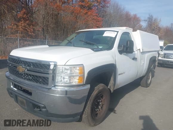 ✅ 2011 Chevrolet Silverado 2500HD Work Truck • VIN: 1GC0CVCG4BF161397 • Лот: 43592679. Опубликован ранее на IAAI с пробегом 189 996 миль. Бесплатный доступ к архиву аукционных продаж из США и подробный отчёт об истории автомобиля на DreamBid. Изображение 2.