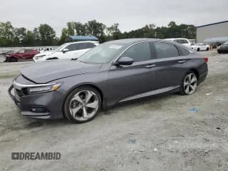 ✅ 2019 Honda Accord Touring • VIN: 1HGCV2F91KA012365 • Lot: 69959045. Listed on Copart with 30,597 mi. Free auction sales archive from the USA and detailed vehicle history report at DreamBid. Image 1.