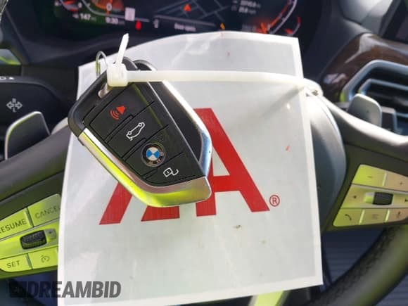 ✅ 2024 BMW X3 sDrive30i • VIN: WBX47DP09RN262516 • Lot: 43079778. Listed on IAAI with 34,000 mi. Free auction sales archive from the USA and detailed vehicle history report at DreamBid. Image 11.