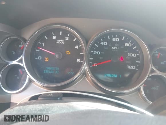 ✅ 2011 Chevrolet Silverado 2500HD LT • VIN: 1GC1KXC88BF236436 • Lot: 43161950. Wystawiony na IAAI z przebiegiem 255 184 mil. Bezpłatny archiwum sprzedaży aukcyjnych z USA i szczegółowy raport historii pojazdu na DreamBid. Zdjęcie 7.