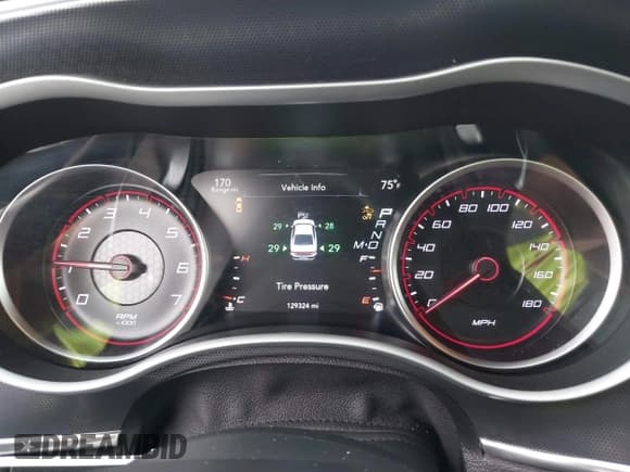 ✅ 2018 Dodge Charger R/T Scat Pack • VIN: 2C3CDXGJ8JH135186 • Lot: 42440514. Listed on IAAI with 129,324 mi. Free auction sales archive from the USA and detailed vehicle history report at DreamBid. Image 7.