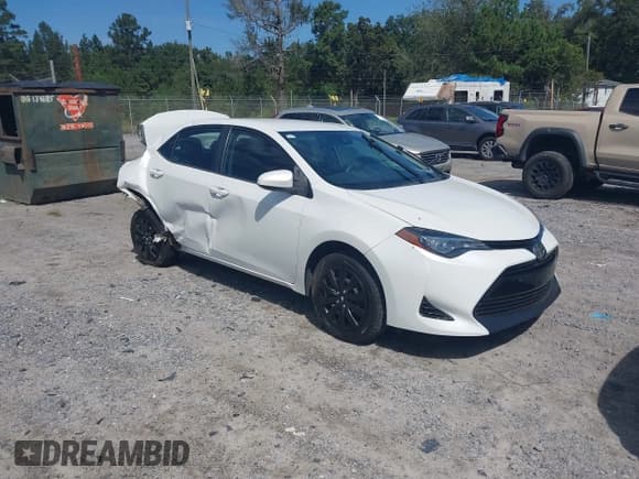 ✅ 2018 Toyota Corolla SE • VIN: 5YFBURHEXJP833667 • Lot: 43355639. Listed on IAAI with 116,952 mi. Free auction sales archive from the USA and detailed vehicle history report at DreamBid. Image 1.