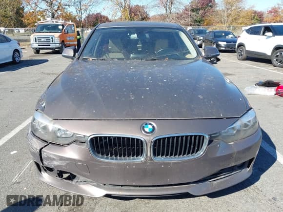 ✅ 2013 BMW 3 Series 328i xDrive • VIN: WBA3B5C55DF594855 • Lot: 43538178. Listed on IAAI with 146,765 mi. Free auction sales archive from the USA and detailed vehicle history report at DreamBid. Image 11.