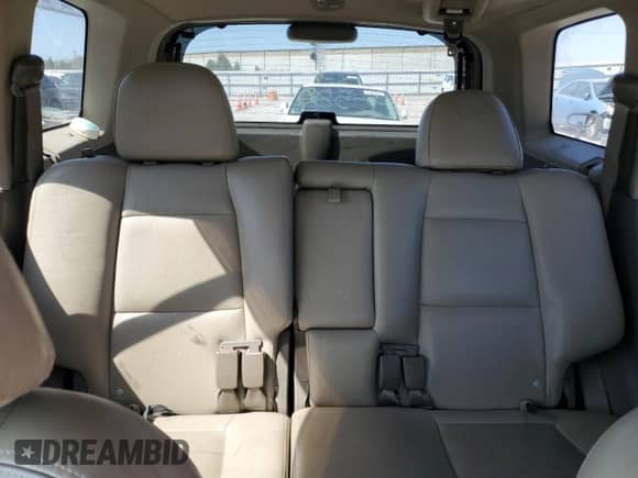 2005 Hyundai Santa Fe GLS с VIN KM8SC13E45U860363, выставлен на аукционе Copart как лот 80013495 с пробегом 150 110 миль миль и Чистый • Clean title. История ставок и продаж доступна на DreamBid. Изображение 10.