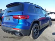 ✅ 2024 Mercedes-Benz GLB 250 • VIN: W1N4M4GB8RW375772 • Lot: 42257128. Wystawiony na IAAI z przebiegiem 5 892 mil. Bezpłatny archiwum sprzedaży aukcyjnych z USA i szczegółowy raport historii pojazdu na DreamBid. Zdjęcie 4.