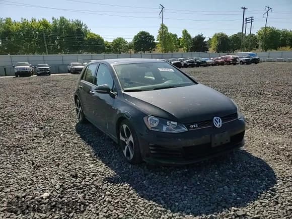 ✅ 2016 Volkswagen Golf GTI S • VIN: 3VW4T7AU4GM009176 • Lot: 72080425. Wystawiony na Copart z przebiegiem 83 329 mil. Bezpłatny archiwum sprzedaży aukcyjnych z USA i szczegółowy raport historii pojazdu na DreamBid. Zdjęcie 13.