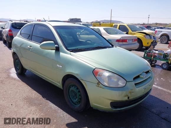 ✅ 2007 Hyundai Accent GS • VIN: KMHCM36CX7U052111 • Лот: 42308137. Опубликован ранее на IAAI с пробегом 212 572 миль. Бесплатный доступ к архиву аукционных продаж из США и подробный отчёт об истории автомобиля на DreamBid. Изображение 1.
