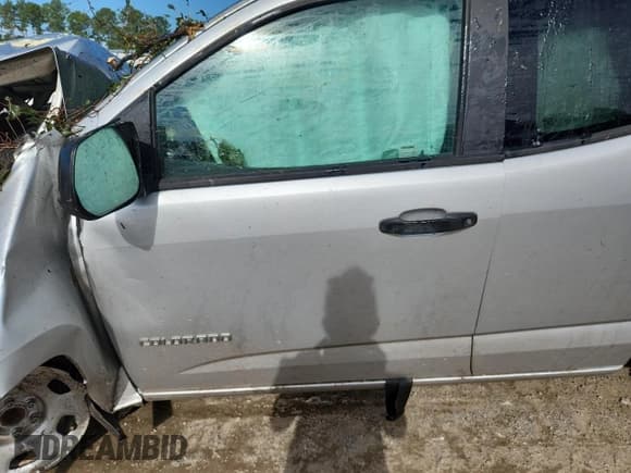 ✅ 2019 Chevrolet Colorado 2WD • VIN: 1GCHSAEA3K1138827 • Lot: 81978555. Wystawiony na Copart z przebiegiem Nie podano. Bezpłatny archiwum sprzedaży aukcyjnych z USA i szczegółowy raport historii pojazdu na DreamBid. Zdjęcie 7.