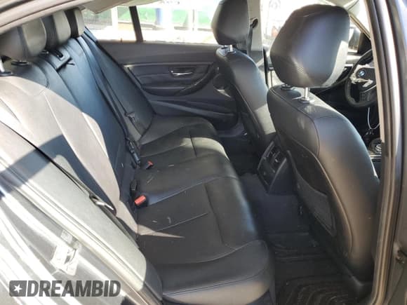 ✅ 2015 BMW 3 Series 328i • VIN: WBA3A5G5XFNS85016 • Lot: 82503745. Listed on Copart with Not provided. Free auction sales archive from the USA and detailed vehicle history report at DreamBid. Image 10.