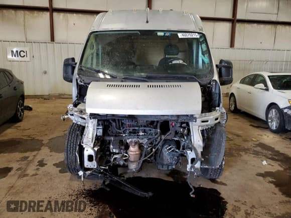 ✅ 2021 Ram ProMaster • VIN: 3C6ERVDG7ME500256 • Lot: 46070215. Wystawiony na Copart z przebiegiem 419 385 mil. Bezpłatny archiwum sprzedaży aukcyjnych z USA i szczegółowy raport historii pojazdu na DreamBid. Zdjęcie 5.