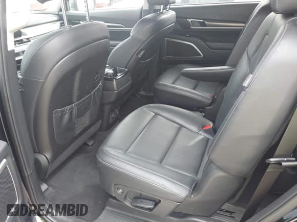 ✅ 2025 Kia Telluride S • VIN: 5XYP64GC4SG622408 • Lot: 43809486. Listed on IAAI with 20,956 mi. Free auction sales archive from the USA and detailed vehicle history report at DreamBid. Image 8.