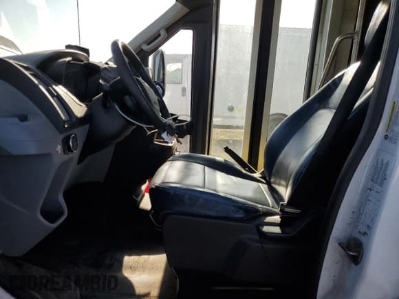 ✅ 2018 Ford Transit • VIN: 1FDES8PM9JKA07456 • Lot: 51866735. Listed on Copart with 193,407 mi. Free auction sales archive from the USA and detailed vehicle history report at DreamBid. Image 7.