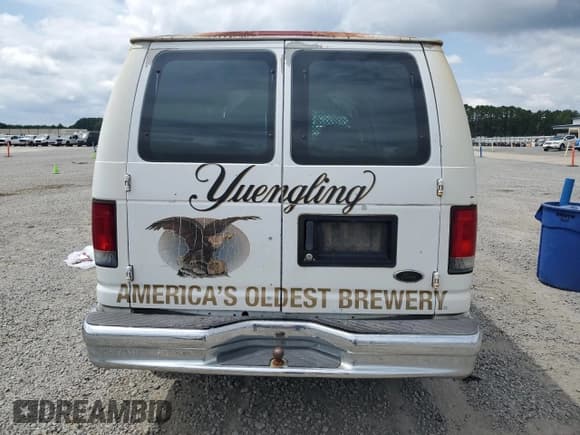 ✅ 2005 Ford Econoline Cargo • VIN: 1FTNE24W95HB14959 • Лот: 69603725. Опубликован ранее на Copart с пробегом 249 010 миль. Бесплатный доступ к архиву аукционных продаж из США и подробный отчёт об истории автомобиля на DreamBid. Изображение 6.