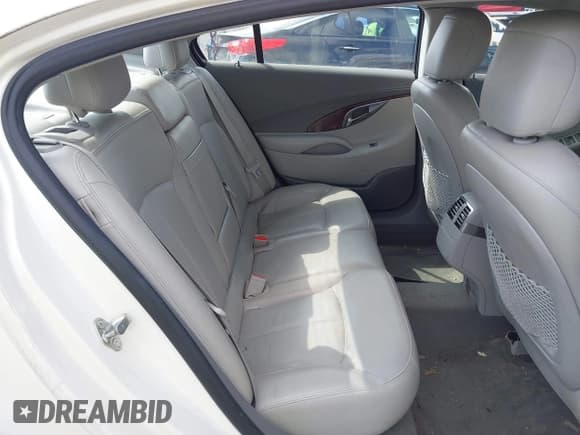 ✅ 2013 Buick LaCrosse Leather • VIN: 1G4GC5ER4DF296973 • Lot: 42963776. Listed on IAAI with 169,284 mi. Free auction sales archive from the USA and detailed vehicle history report at DreamBid. Image 8.