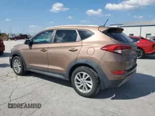 2016 Hyundai Tucson Sport z VIN KM8J33A26GU201462, wystawiony jako Copart lot #84285965 z przebiegiem 63 017 mil mil oraz Szkoda całkowita • Salvage title. Historia ofert i sprzedaży dostępna na DreamBid. Obrazek 2.